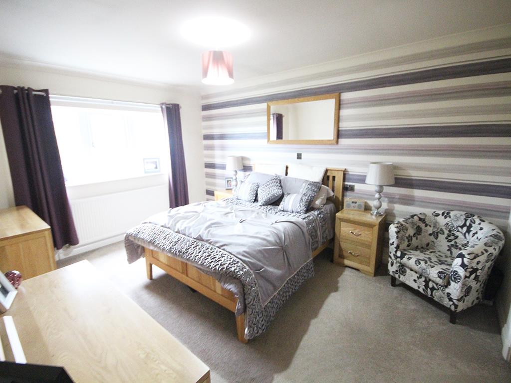 4 bedroom house For Sale in Fence, Burnley - IMG_1046.jpg